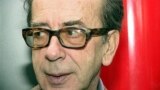 Ismail Kadare în 2004