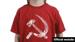 A Walmart T-shirt with a Soviet hammer-and-sickle symbol