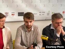 Андрей Остапович в Центре белорусской солидарности