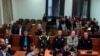 Personat e përfshirë në rastin "Grusht shteti" gjatë një paraqitjeje në Gjykatën e Lartë të Malit të Zi.
