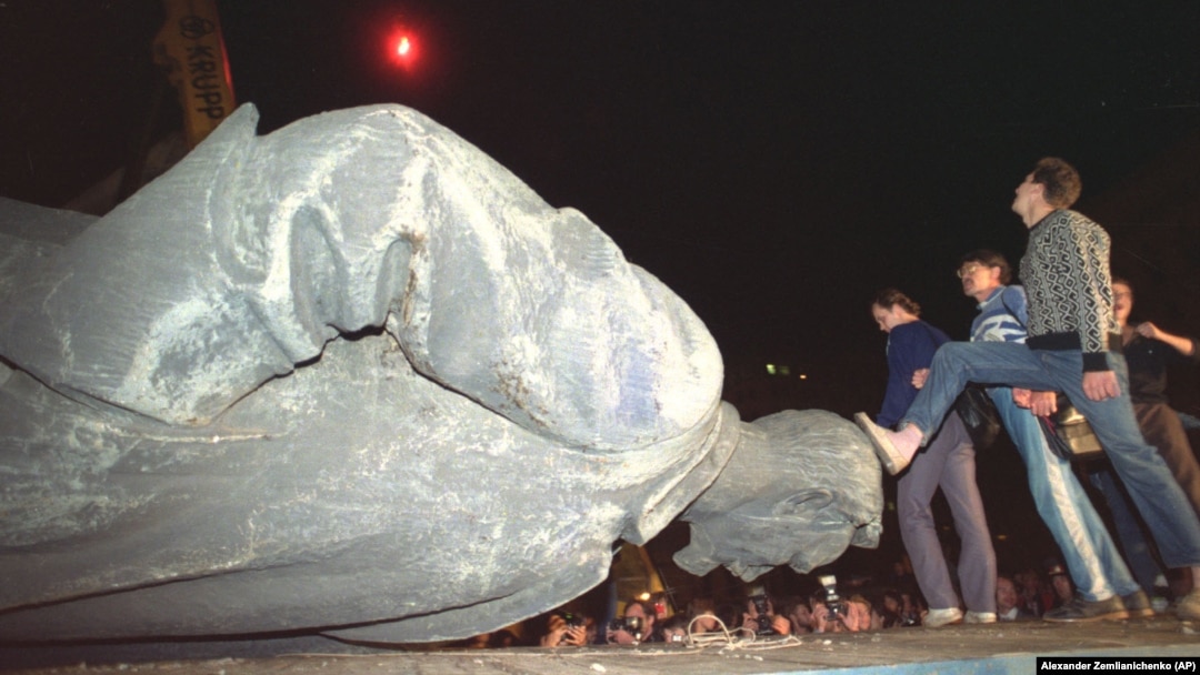 Снос памятника Дзержинскому, 1991 год
