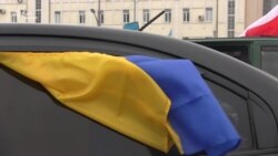 Жертв пам’яті тоталітаризму вшанували автопробігом у Харкові (відео)