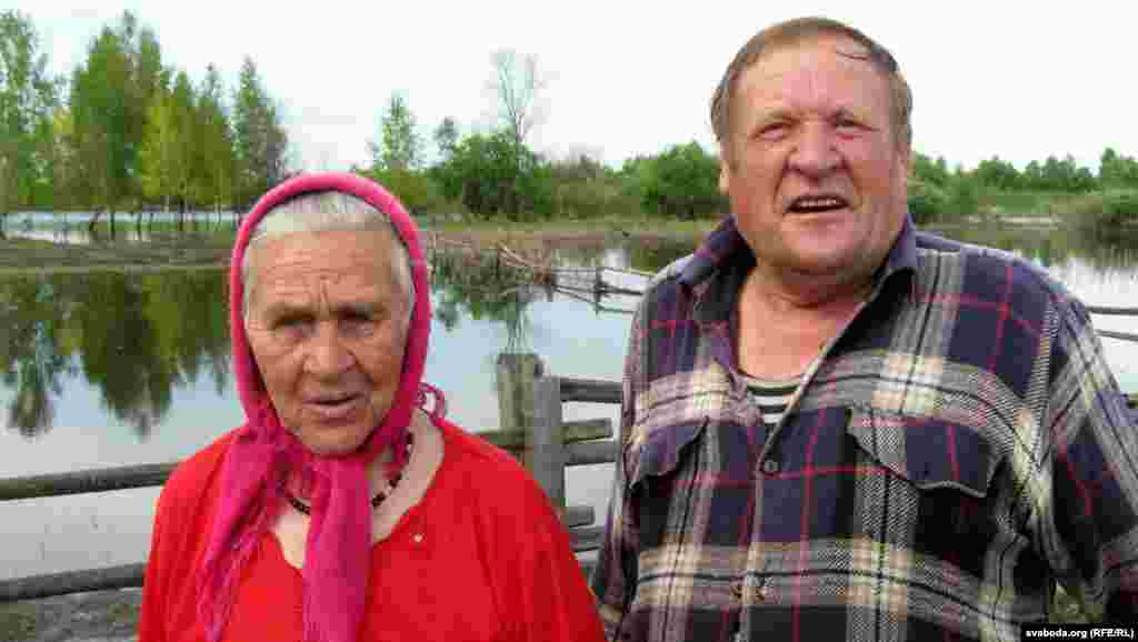 Ева і Леанід Прыкоты: &laquo;Прывезьлі былі перасоўную помпавую ўстаноўку. Два дні адпампоўвалі, а потым забралі&raquo;