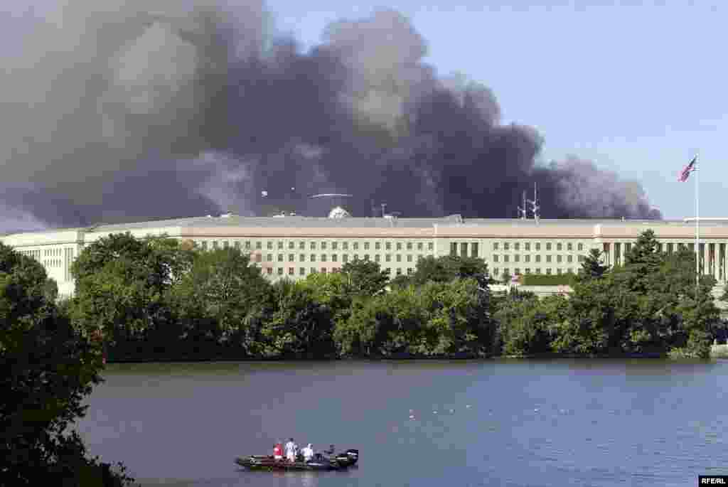 Looking Back: Sights & Sounds Of 9/11 #24