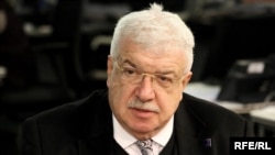 Միխայիլ Գուսմանը, արխիվ