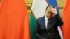 Глянцевый лидер: кто и зачем фотошопит президента Узбекистана