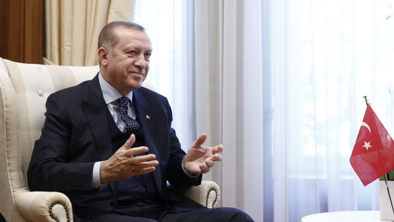 درخواست بازداشت عمرالبشیر با «تمسخر» اردوغان روبرو شد