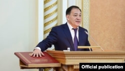 Новый аким Мангистауской области Ералы Тугжанов, бывший заместитель председателя Ассамблеи народа Казахстана. Актау, 14 марта 2017 года.