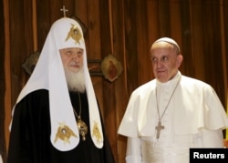 Патріарх Російської православної церкви Кирило і папа Римський Фпанциск у Гавані. Куба, 12 лютого 2016 року