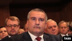 Самопровозглашенный премьер-министр Крыма Сергей Аксёнов 