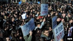 Protesti studenata u Prištini u februaru 2014. 