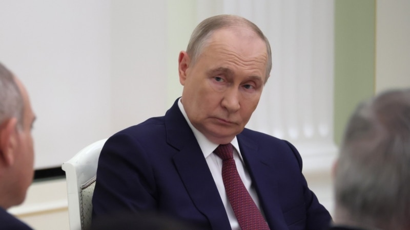 Путін оголосив перемир’я на 32 години на Великдень