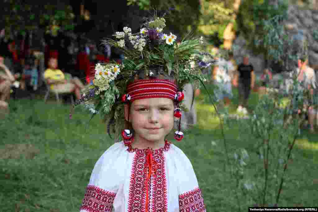 Маленька учасниця свята