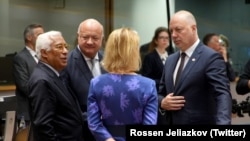 Премиерът Росен Желязков на Европейския съвет на 27 юни 2025 г., който излезе с призив Съветът на ЕС бързо да одобри приема на България в еврозоната от 1 януари 2026 г.