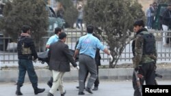ویل شوي چې په دې موټر کې د پنجشیر روغتیایي کار کوونکي سپاره وو. ارشیف-انځور