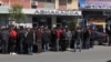 Москва открывает границы для таджикских мигрантов, но авиабилеты им не по карману
