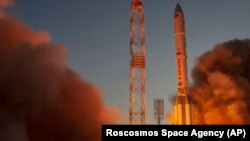 Ракета-носител "Протон-М" излита от стартовата площадка в Байконур през юли 2021 г.