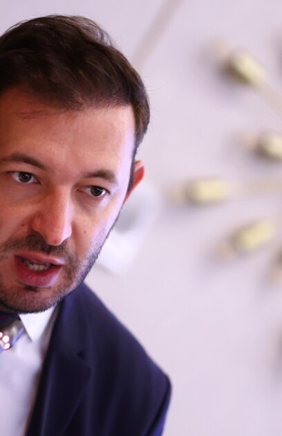 Партиен лидер зам кмет двама общински съветници и двама районни кметове