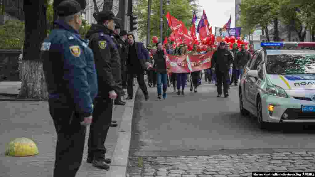 Згодом ще одна акція стартувала з Маріїнського парку Києва