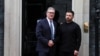 Premierul britanic Keir Starmer îl primește pe președintele ucrainean la Downing Street 10, în inima Londrei, joi, 14 august 2025.