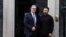 Premierul britanic Keir Starmer îl primește pe președintele ucrainean la Downing Street 10, în inima Londrei, joi, 14 august 2025.