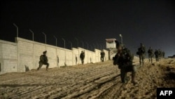 Ushtarët izraelitë gjatë një operacioni në zonën kufitare Rafah mes Rripit të Gazës dhe Egjiptit, 29 maj 2024.