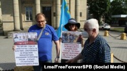 Чарада катнашучылар