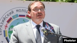 Armenia - Russian Ambassador Ivan Volynkin addresses a Eurasian youth forum in Tsaghkadzor, 11Jun2014.