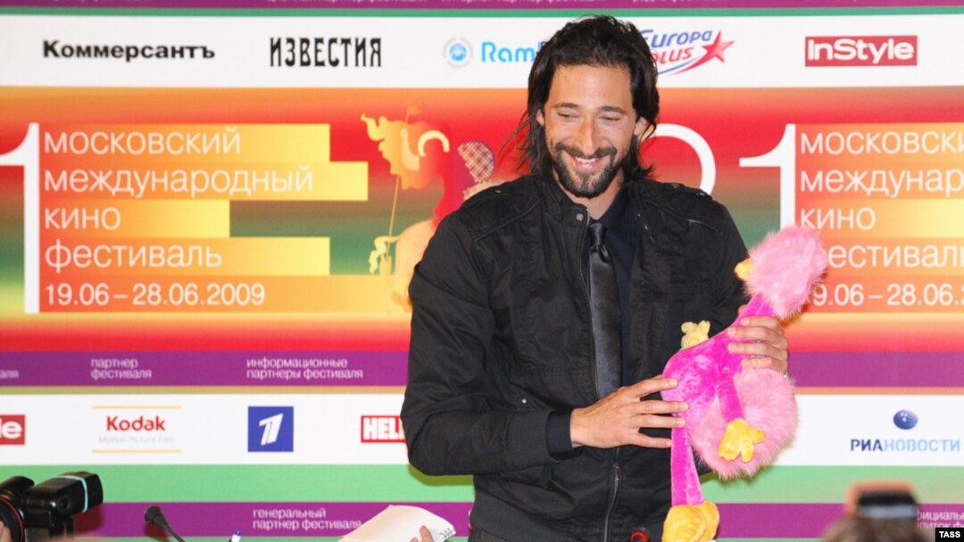 Актер Эдриен Броуди на открытии Московского кинофестиваля