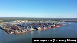 Расейскі порт Усьць-Луга, 2021 год. Ілюстрацыйнае фота