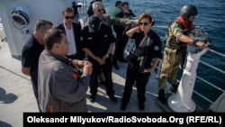 Инспекционная комиссия на борту корабля морской охраны «Григорий Куропятников»