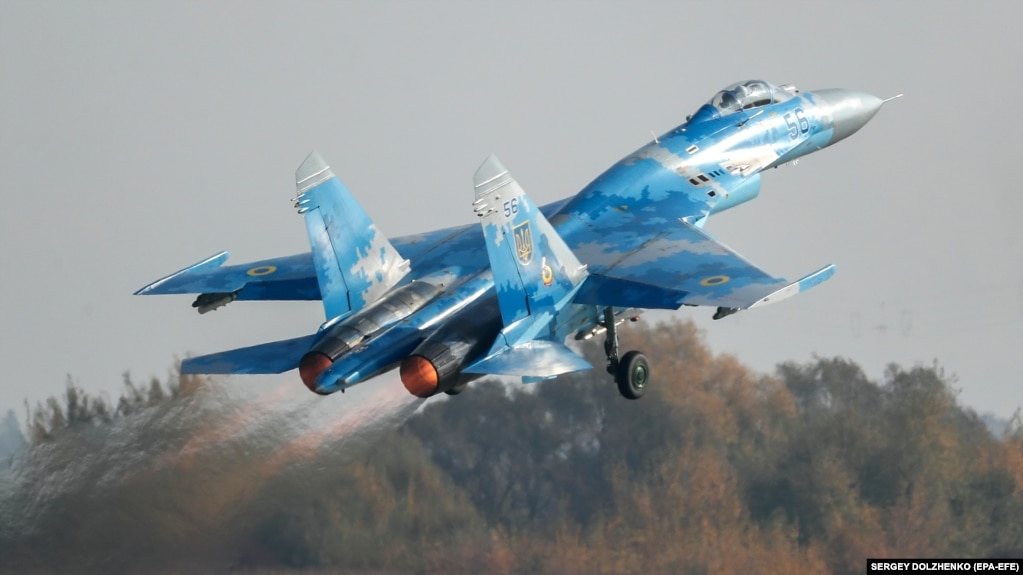 Винищувач Су-27