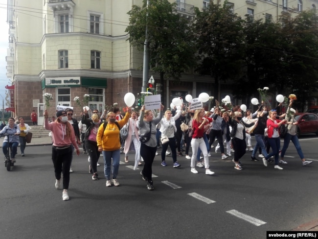 Ein separater Marsch in der Stadt selbst