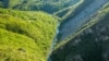 Jedan od rukavaca rijeke Neretve, na lokalitetu ušća rijeke Bune. Izgradnja dvije mini hidroelektrane bi za to područje predstavljalo opću katastrofu, tvrde u Ekološkoj udruzi Majski cvijet iz mjesta Buna-Zaton kod Mostara, jer bi došlo do uništenja flore i faune, mart 2021.