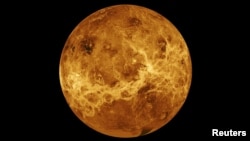 Снимки на Венера, направени от космическия кораб на НАСА Магелан