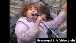 Тетяна Єрмакова – голова російської общини Севастополя на мітингу 23 лютого 2014 року
