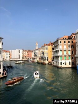 Венеция күренеше
