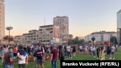 Protest u Kragujevcu 9. jula, ilustracija