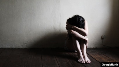 Студенттердің ақ трусикте жыныстық қатынасқа түсуі туралы видео Житомир секс тобы