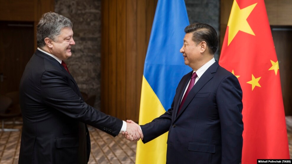 Petro Poroshenko və Xi Jinping