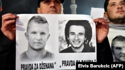 Transparent sa protesta "Pravda za Dženana" (slika lijevo) i "Pravda za Davida" u Sarajevu (decembar 2018.).