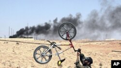 Дучархасавор аз озодии Қаволиш хушҳолӣ мекунад