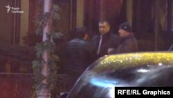 Схоже, про машину журналістів вони розповіли й особистому охоронцю Богдана