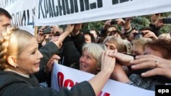 Перед мітингувальниками виступила лідер партії «Батьківщина» Юлія Тимошенко
