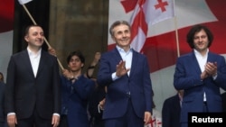 ფოტო არქივიდან: ირაკლი ღარიბაშვილი, ბიძინა ივანიშვილი და ირაკლი კობახიძე