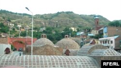 Tbilisidə azərbaycanlıların kompakt halda yaşadıqları «Şeytan bazar» məhəlləsi