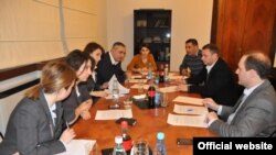 ლევან ვეფხვაძის შეხვედრა არასამთავრობო ორგანიზაციების წარმომადგენლებთან 