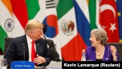 Američki predsjednik Donald Trump i britanska premijerka Theresa May na Samitu G20 u Buenos Airesu 30. novembra 2018.