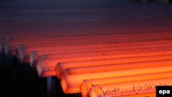 Iran -- Steel ingots on a production line at the Iran Alloy Steel Company in the city of Yazd, central Iran, April 6, 2015