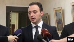 Спиро Ристовски - министер за образование.